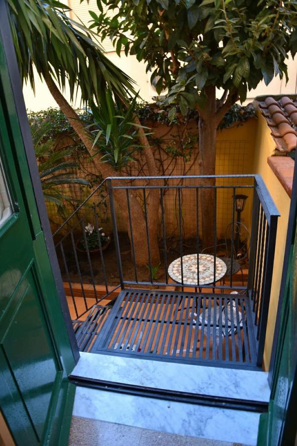Ripa Garden Room And Suite Salerno Exterior photo